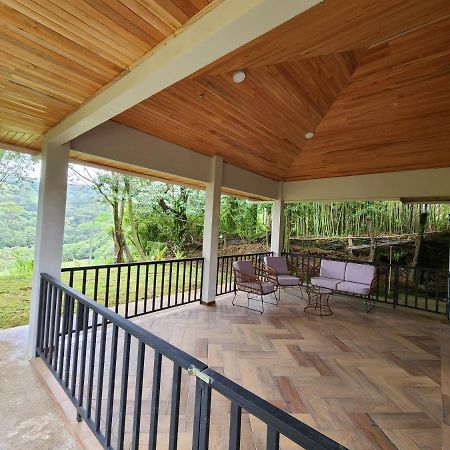 Itza Casa Monteverde Buitenkant foto