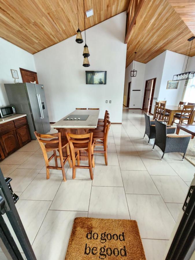 Itza Casa Monteverde Buitenkant foto